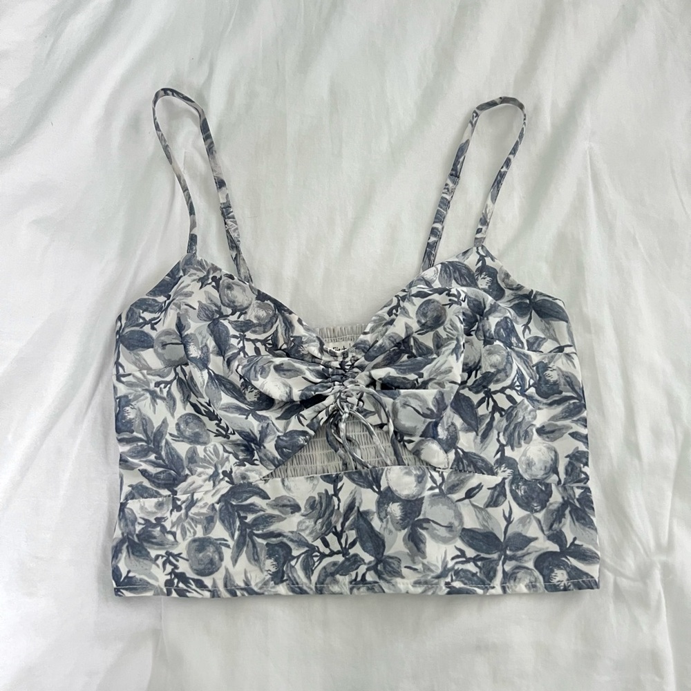 ABERCROMBIE TANK w/ adjustable straps!